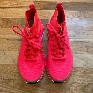 Lululemon women’s chargefeel mid shoes size 8.5